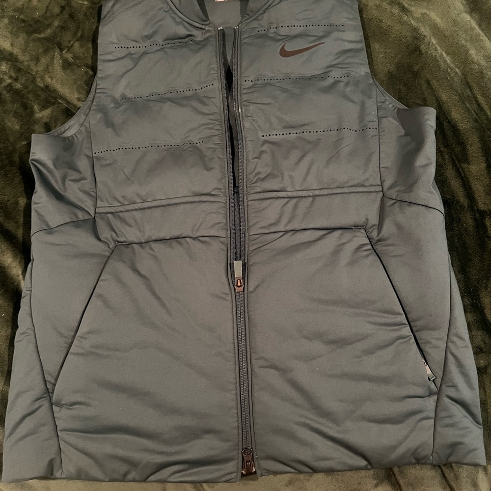 Nike Black Aeroloft Golf Jacket